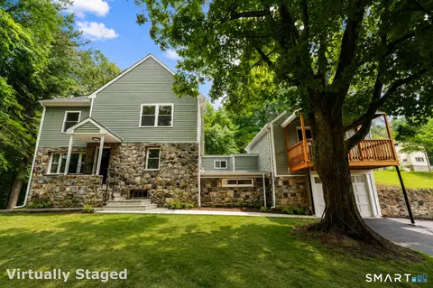 28 Spruce Mountain Rd, Danbury, CT 06810