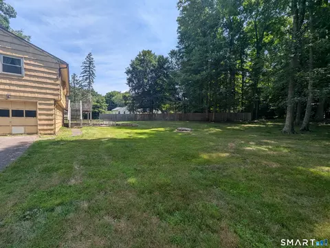 Exterior - 141 Forge Rd, Coventry, CT 06238 photo 4 of 8