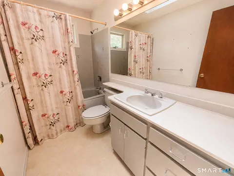 Bath - 141 Forge Rd, Coventry, CT 06238 photo 1 of 2
