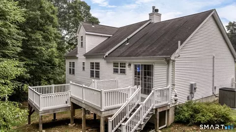Exterior - 13 Captain Amos Stanton Dr, Ledyard, CT 06339 photo 3 of 7