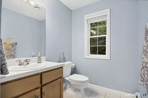 Bath - 13 Captain Amos Stanton Dr, Ledyard, CT 06339 photo 3 of 4