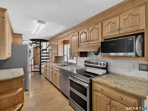 Kitchen - 9 West Rd, Niantic, CT 06357 photo 1 of 3