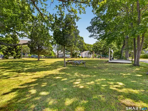 Exterior - 9 West Rd, Niantic, CT 06357 photo 8 of 9