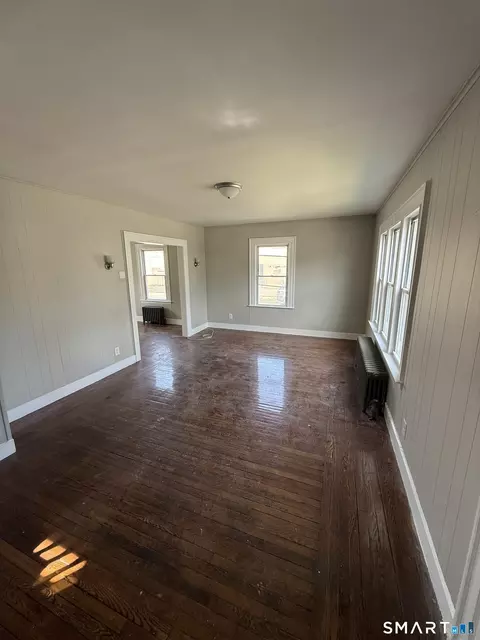 Living - 304 Morse St, Hamden, CT 06517 photo 2 of 3