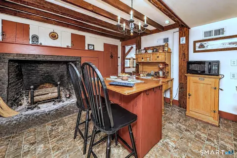 Kitchen - 18 East St, Bethlehem, CT 06751 photo 2 of 2