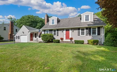 39 Plainfield St, Enfield, CT 06082