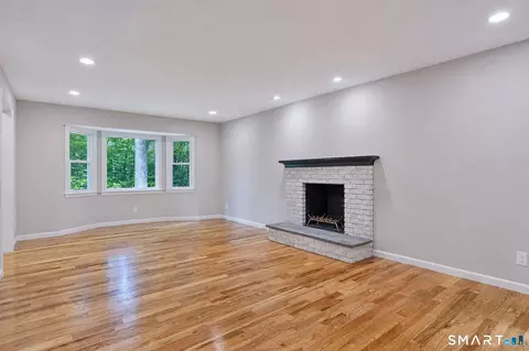 Living - 10 Leopard Dr, Sandy Hook, CT 06482 photo 1 of 6