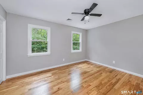 Bedroom - 10 Leopard Dr, Sandy Hook, CT 06482 photo 1 of 3