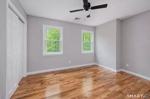 Bedroom - 10 Leopard Dr, Sandy Hook, CT 06482 photo 3 of 3