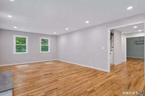 Living - 10 Leopard Dr, Sandy Hook, CT 06482 photo 2 of 6