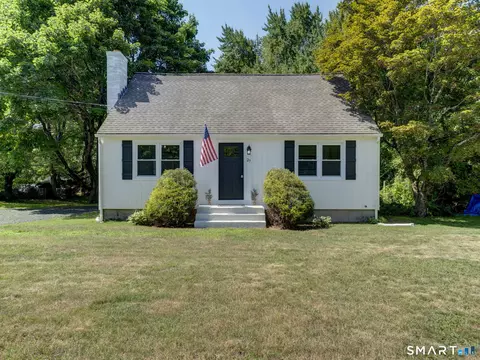 27 Meadow Rd, Burlington, CT 06013