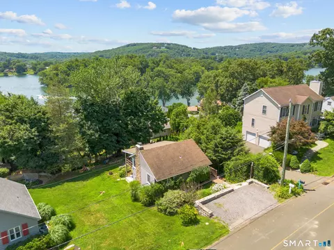 View/Area - 12 Longview Dr, Brookfield, CT 06804 photo 1 of 6