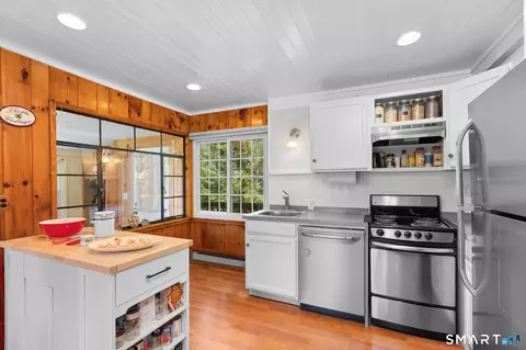 Kitchen - 12 Longview Dr, Brookfield, CT 06804 photo 3 of 3