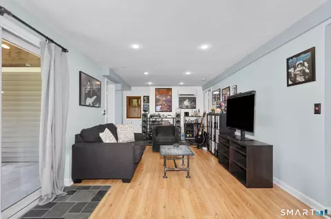 Living - 12 Longview Dr, Brookfield, CT 06804 photo 5 of 6