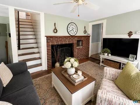 23 Union St, Manchester, CT 06042