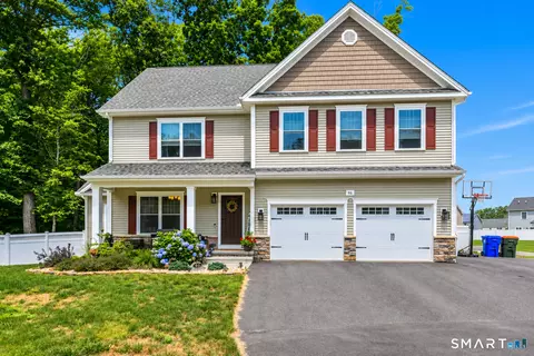 46 Old Oak Ct, Southington, CT 06489