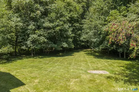 Exterior - 8 Plank Rd, Prospect, CT 06712 photo 4 of 7