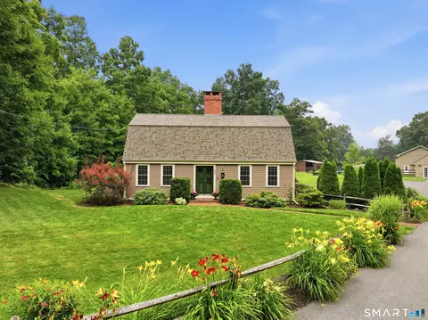 84 Foote Rd, Glastonbury, CT 06073