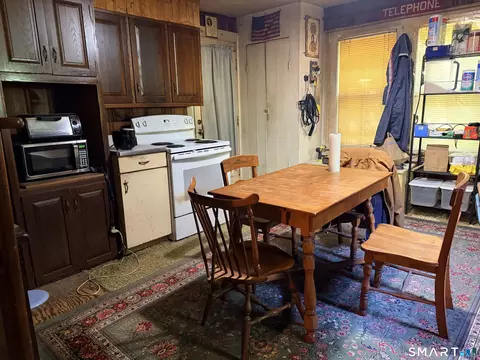 Kitchen - 69 Station Rd, Hampton, CT 06247 photo 4 of 4