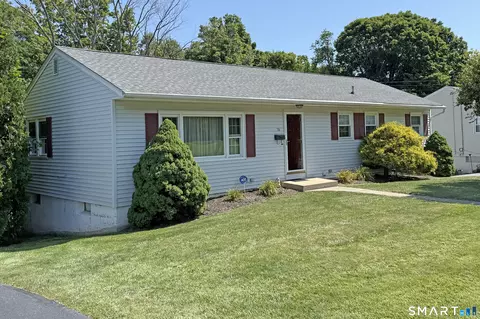 78 Westview Dr, Watertown, CT 06779