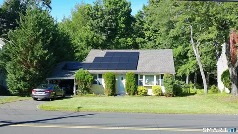 44 Warner St, Bristol, CT 06010