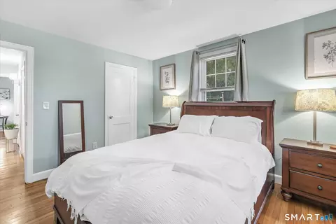 Bedroom - 40 Highview Ave, West Haven, CT 06516 photo 2 of 6