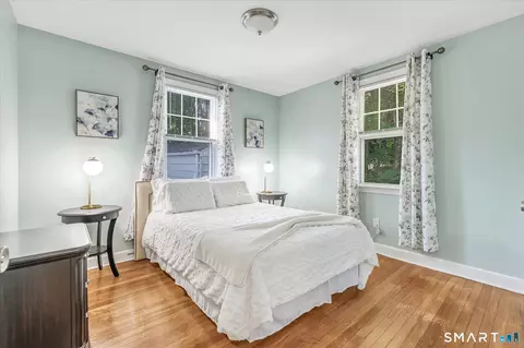 Bedroom - 40 Highview Ave, West Haven, CT 06516 photo 3 of 6