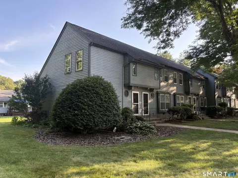 1 Abbott Rd #156, Ellington, CT 06029