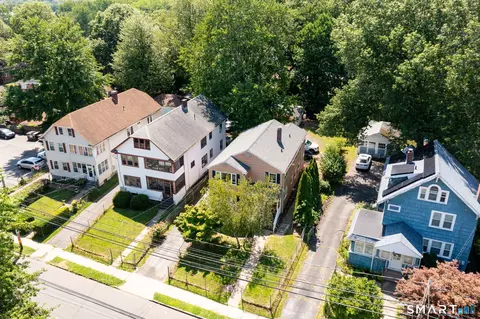257 Hillside Ave, Hartford, CT 06106