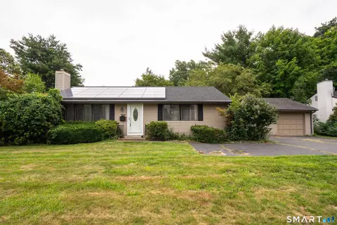 158 Mountain Rd, West Hartford, CT 06107
