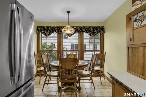 Dining - 40 Filbert St, Hamden, CT 06517 photo 4 of 4