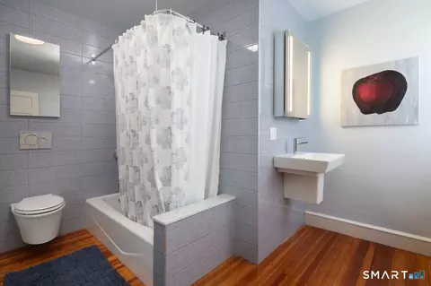 Bath - 56 E Main St, Salisbury, CT 06068 photo 2 of 4