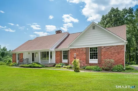 60 Shepard Hill Rd, Newtown, CT 06470