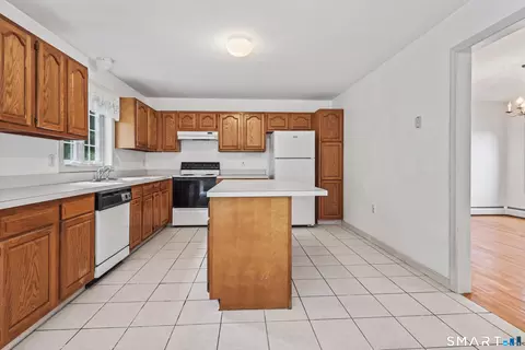 Kitchen - 109 Summit Rd, Prospect, CT 06712 photo 1 of 5