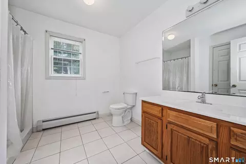 Bath - 109 Summit Rd, Prospect, CT 06712 photo 3 of 3
