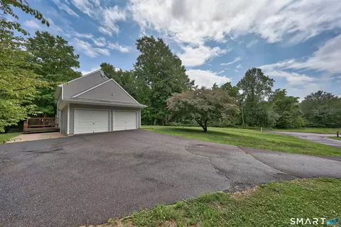 Exterior - 109 Summit Rd, Prospect, CT 06712 photo 3 of 10