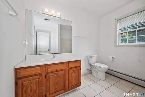 Bath - 109 Summit Rd, Prospect, CT 06712 photo 2 of 3