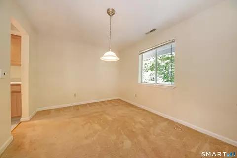 Dining - 202 Windgate Cir #E, Monroe, CT 06468 photo 1 of 1
