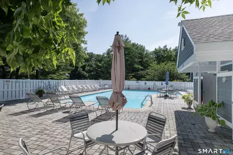 Exterior - 202 Windgate Cir #E, Monroe, CT 06468 photo 2 of 4