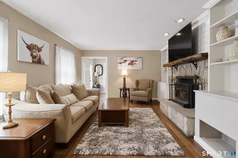 Living - 119 Obtuse Hill Rd, Brookfield, CT 06804 photo 2 of 2