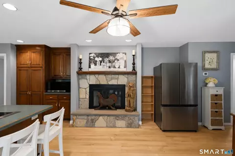 Kitchen - 119 Obtuse Hill Rd, Brookfield, CT 06804 photo 1 of 3