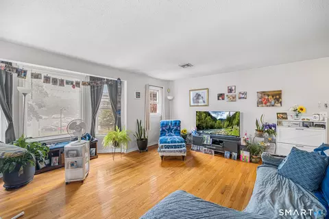 10 Franklin Ave #H, Hartford, CT 06114