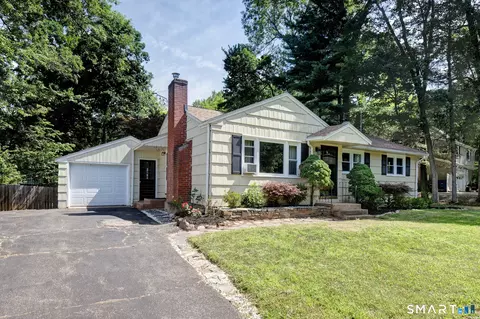 45 Wilshire Rd, Vernon, CT 06066