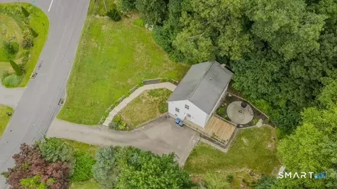 View/Area - 16 Norman Dr, Gales Ferry, CT 06335 photo 1 of 2