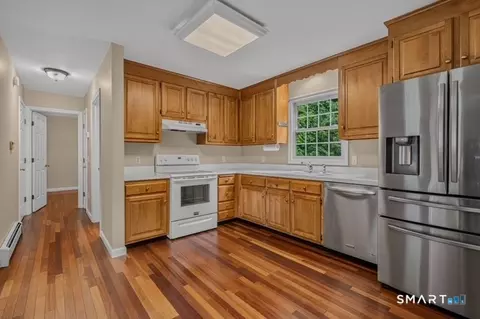 Kitchen - 16 Norman Dr, Gales Ferry, CT 06335 photo 1 of 2