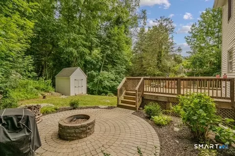 Exterior - 16 Norman Dr, Gales Ferry, CT 06335 photo 3 of 5