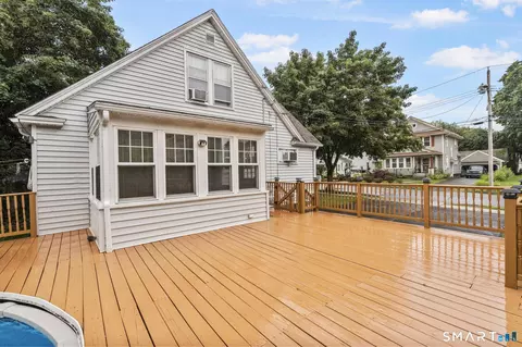 Exterior - 99 Fourth St, Hamden, CT 06514 photo 5 of 7