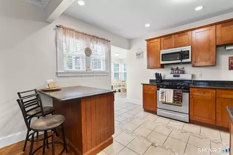 Kitchen - 99 Fourth St, Hamden, CT 06514 photo 1 of 4