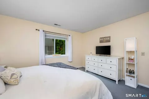 Bedroom - 215 Windgate Cir #E, Monroe, CT 06468 photo 2 of 3