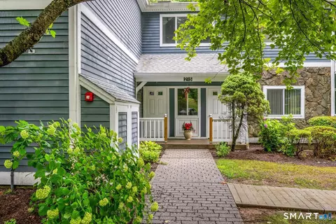 Exterior - 215 Windgate Cir #E, Monroe, CT 06468 photo 3 of 9